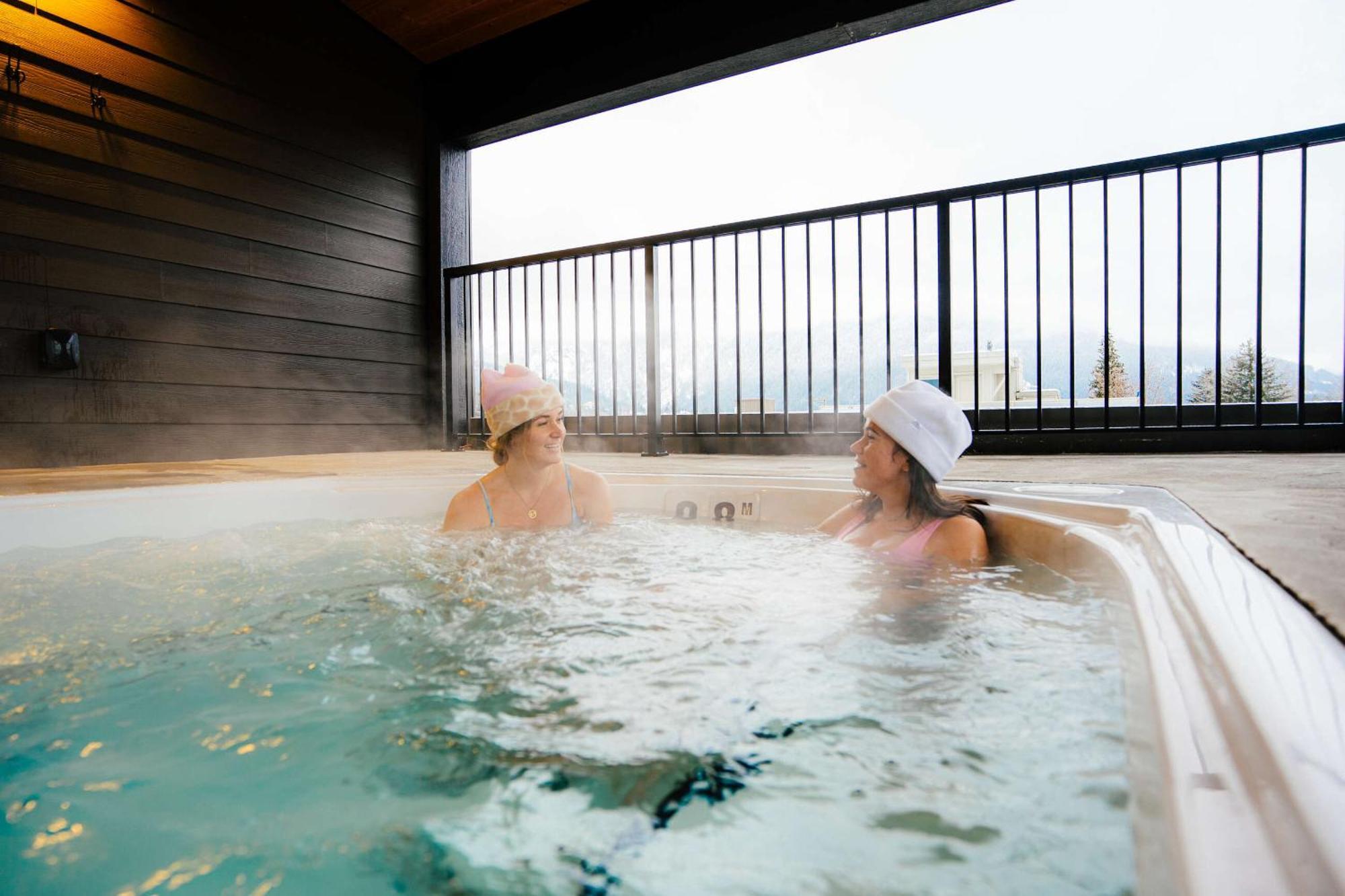 Basecamp Suites Revelstoke Ngoại thất bức ảnh